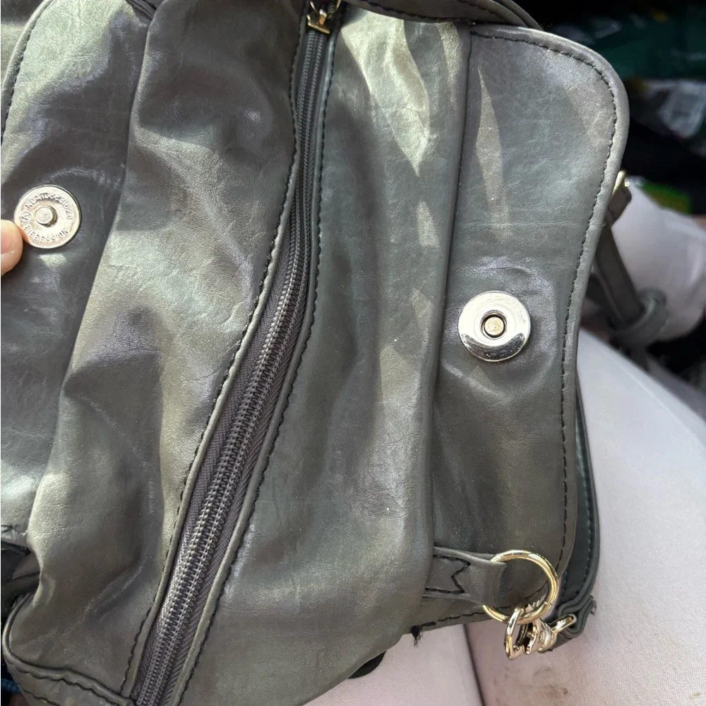 Chocolate Gray Velvet Bow Shoulder Bag - Picture 7 of 9
